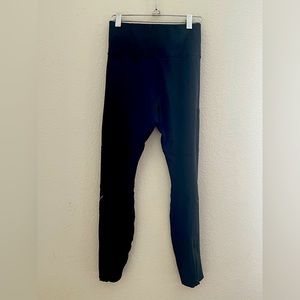 Mizuno Performance running tights with Breath Thermo Women’s size Small